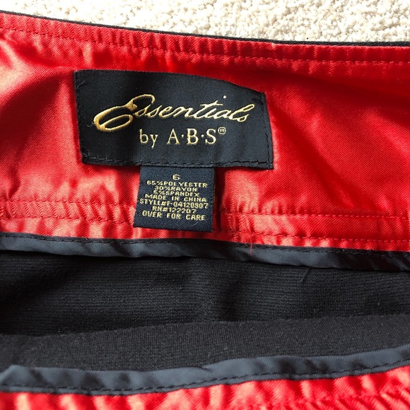 Essentials by ABS button front pocket skirt - Picture 4 of 7